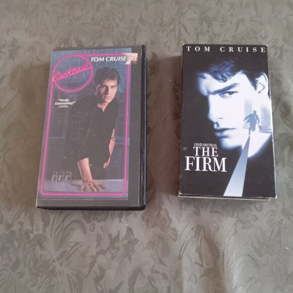 Two Tom Cruise VHS tapes, Cocktail and The Firm, price is for both - Picture 1 of 1
